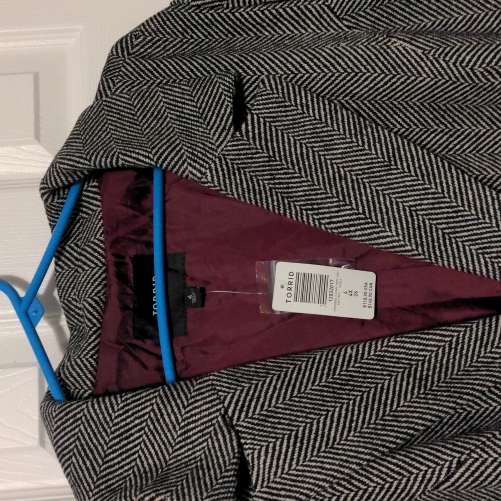 Torrid Coat 4 (4x/26)